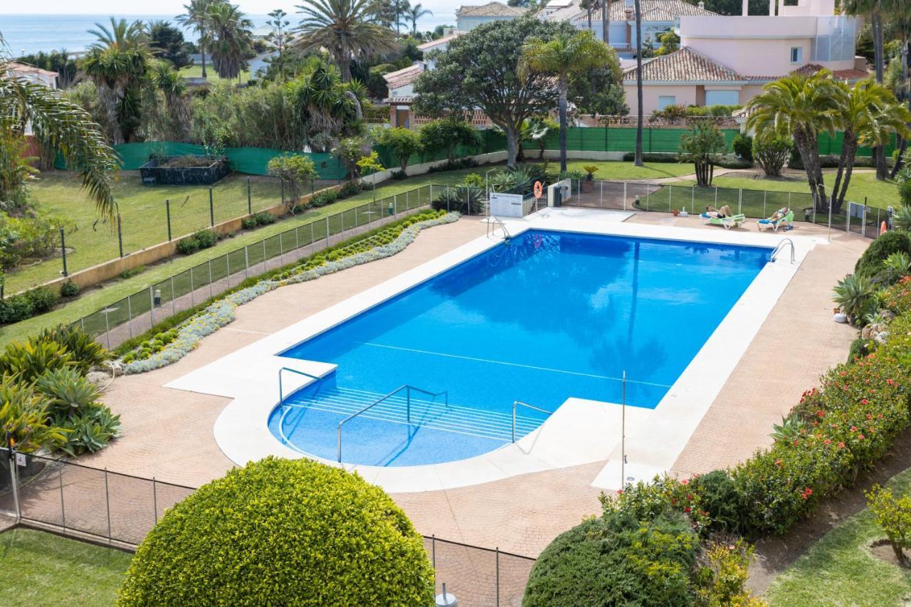 Homeforguest Front Line Beach Apartment In Hacienda Playa Marbella Exterior photo